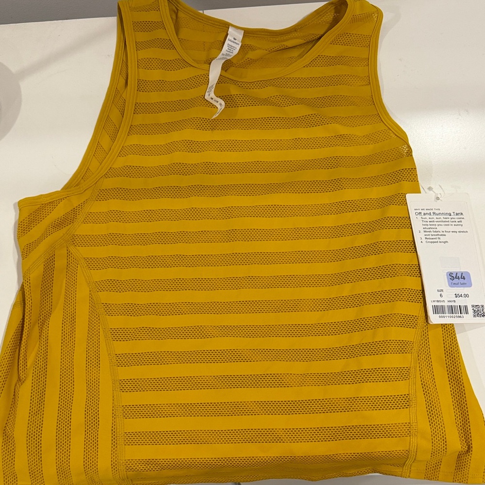 Lululemon tank